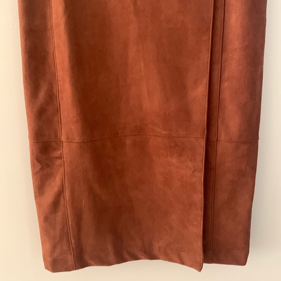 Anthropologie Lauren Faux Suede Wrap Tie Midi Skirt Brown Fall Thanksgiving - Picture 4 of 11